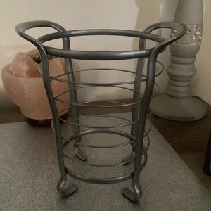 Silver coated metal table decor